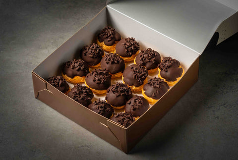 LOOMA'S PROFITEROLES (BOX OF 16)